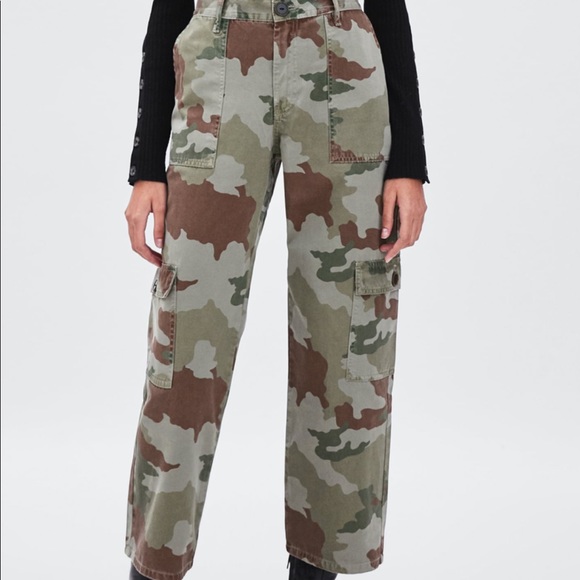 Zara Pants - Zara call cargos Zara Pants - Zara call cargos